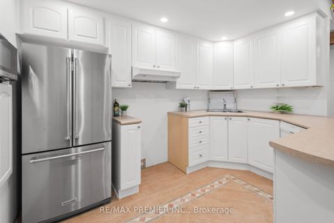 Photo 31 at 90 Shamrock Crescent, Islington Woods, Vaughan