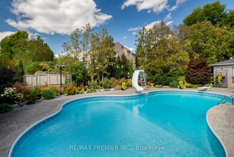 Photo 41 at 90 Shamrock Crescent, Islington Woods, Vaughan