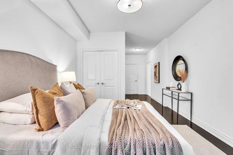 Photo 20 at 720 - 10 Bloorview Place, Don Valley Village, Toronto