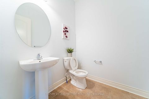 Photo 26 at 63 Ken Sinclair Crescent, Aurora Estates, Aurora