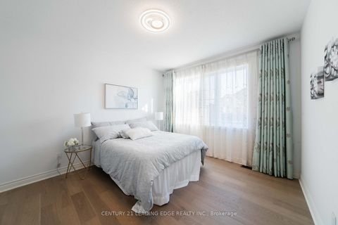 Photo 32 at 63 Ken Sinclair Crescent, Aurora Estates, Aurora