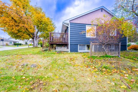 Photo 3 at 243 Ruggles Avenue, Harding, Richmond Hill