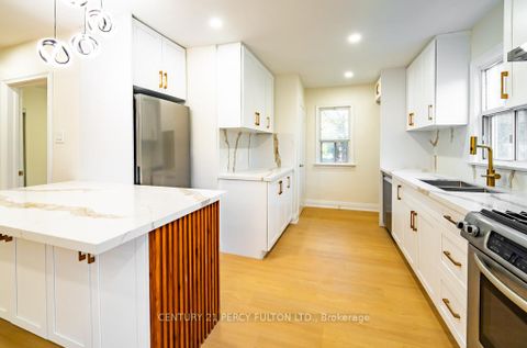 Photo 14 at 243 Ruggles Avenue, Harding, Richmond Hill