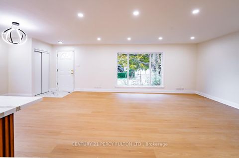 Photo 22 at 243 Ruggles Avenue, Harding, Richmond Hill