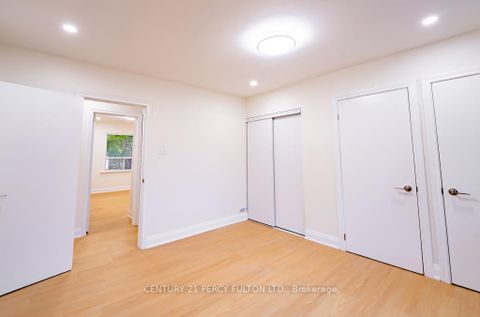 Photo 25 at 243 Ruggles Avenue, Harding, Richmond Hill