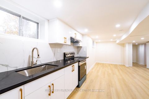 Photo 38 at 243 Ruggles Avenue, Harding, Richmond Hill