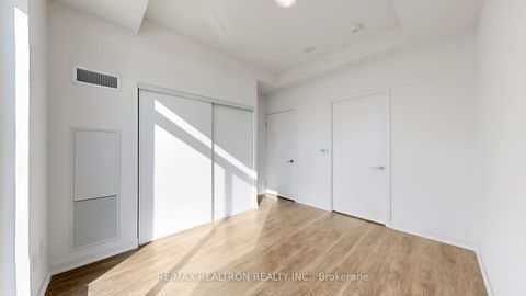 Photo 20 at PH915 - 6 David Eyer Road, Rural Richmond Hill, Richmond Hill