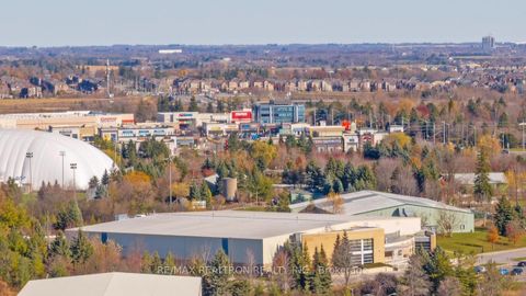 Photo 38 at PH915 - 6 David Eyer Road, Rural Richmond Hill, Richmond Hill