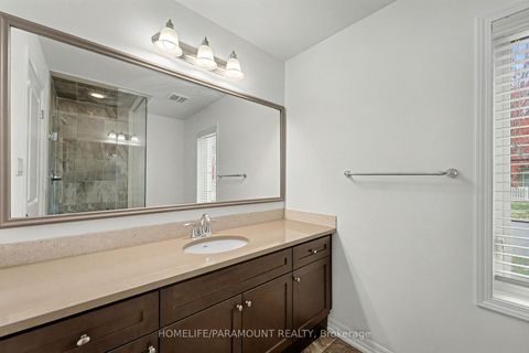 Photo 21 at 370 Timberland Gate, GO Glenorchy, Oakville