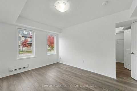 Photo 27 at 370 Timberland Gate, GO Glenorchy, Oakville