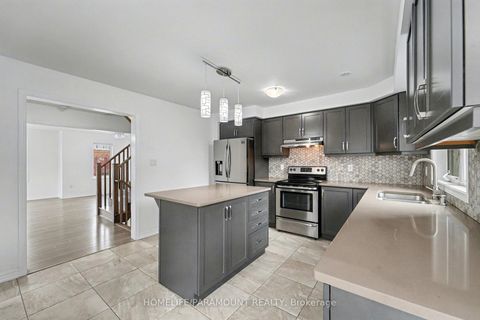 Photo 32 at 370 Timberland Gate, GO Glenorchy, Oakville