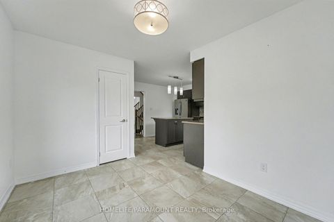 Photo 36 at 370 Timberland Gate, GO Glenorchy, Oakville