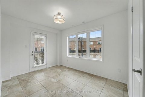 Photo 37 at 370 Timberland Gate, GO Glenorchy, Oakville