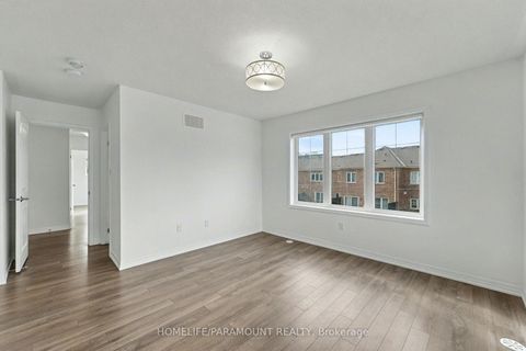 Photo 38 at 370 Timberland Gate, GO Glenorchy, Oakville