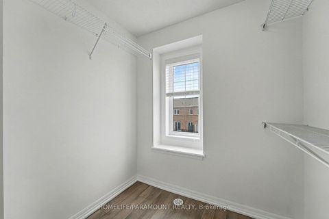 Photo 43 at 370 Timberland Gate, GO Glenorchy, Oakville