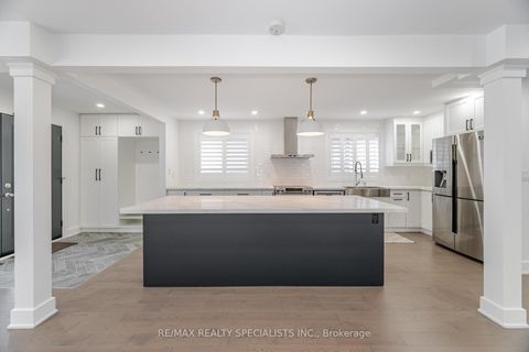 Photo 11 at 29 Norfield Crescent, Old Rexdale, Toronto