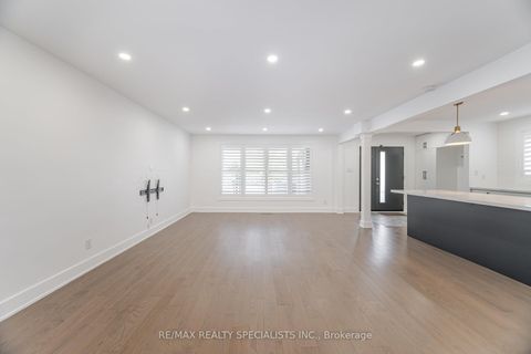 Photo 15 at 29 Norfield Crescent, Old Rexdale, Toronto