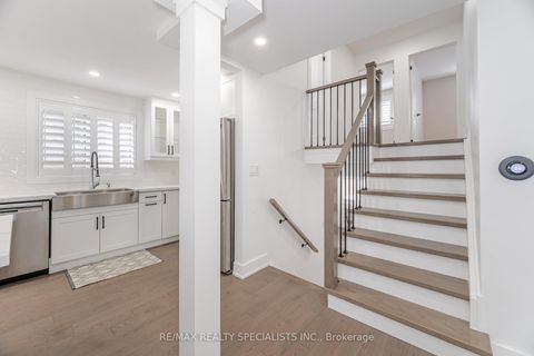 Photo 17 at 29 Norfield Crescent, Old Rexdale, Toronto