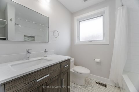 Photo 27 at 29 Norfield Crescent, Old Rexdale, Toronto