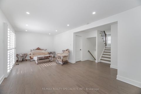 Photo 29 at 29 Norfield Crescent, Old Rexdale, Toronto