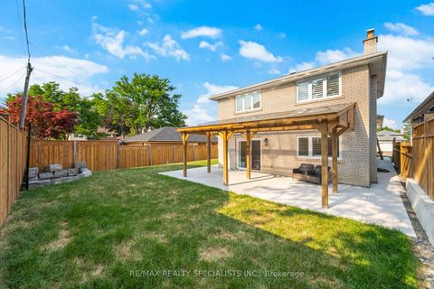 Photo 46 at 29 Norfield Crescent, Old Rexdale, Toronto