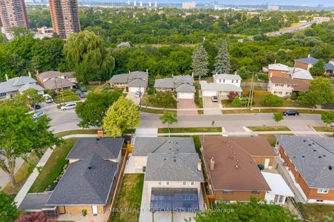 Photo 49 at 29 Norfield Crescent, Old Rexdale, Toronto