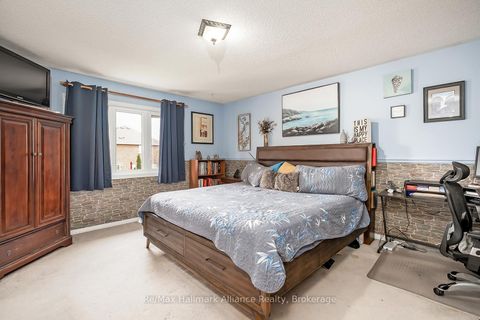 Photo 20 at 2411 East Gate Crescent, RO River Oaks, Oakville