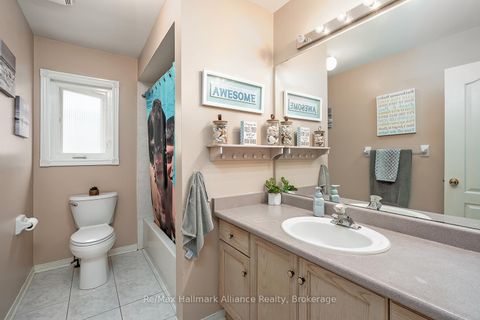 Photo 29 at 2411 East Gate Crescent, RO River Oaks, Oakville