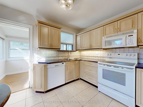 Photo 14 at 74 Goulding Avenue, Newtonbrook West, Toronto