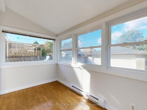 Photo 17 at 74 Goulding Avenue, Newtonbrook West, Toronto