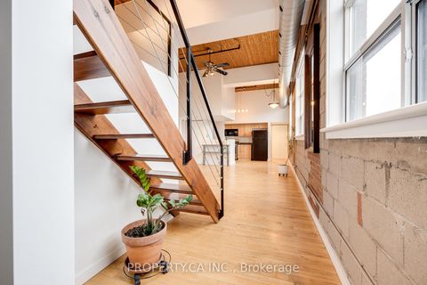 Photo 6 at 403 - 426 Queen Street E, Moss Park, Toronto