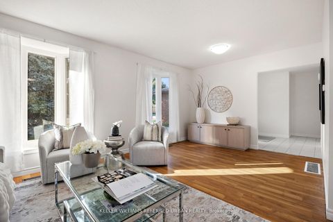 Photo 9 at 17 Madron Crescent, York University Heights, Toronto