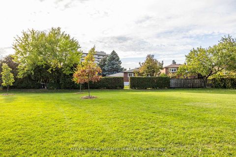 Photo 35 at 17 Madron Crescent, York University Heights, Toronto