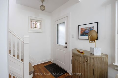 Photo 4 at 419 Hillsdale Avenue E, Mount Pleasant East, Toronto