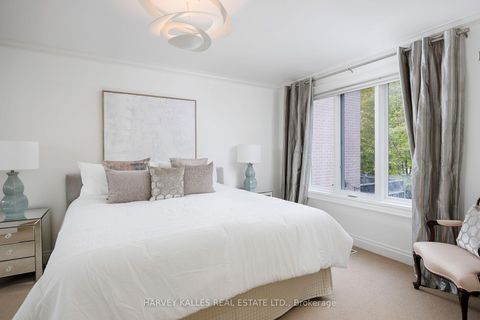 Photo 30 at 419 Hillsdale Avenue E, Mount Pleasant East, Toronto