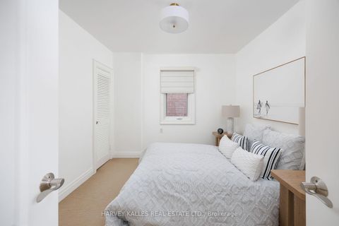 Photo 36 at 419 Hillsdale Avenue E, Mount Pleasant East, Toronto