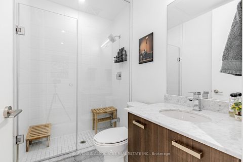 Photo 11 at LPH01 - 60 Berwick Avenue, Eglinton, Toronto