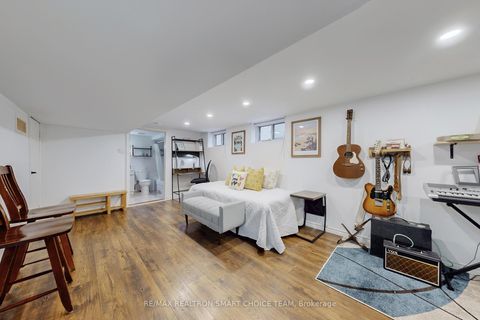 Photo 25 at 783 Birchmount Road, Ionview, Toronto