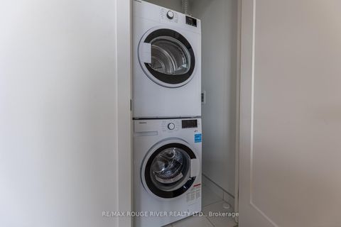 Photo 17 at 402 - 5 Defries Street, Regent Park, Toronto