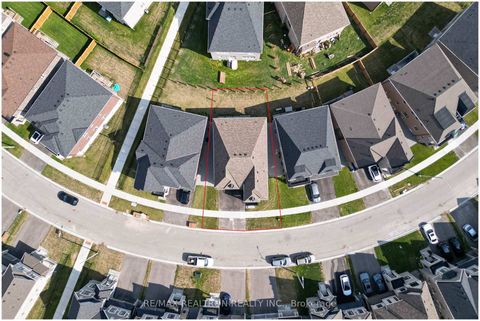 Photo 3 at 73 Current Drive, Rural Richmond Hill, Richmond Hill