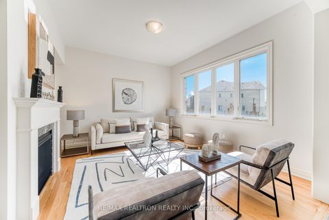 Photo 7 at 73 Current Drive, Rural Richmond Hill, Richmond Hill