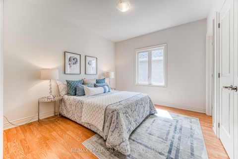 Photo 33 at 73 Current Drive, Rural Richmond Hill, Richmond Hill