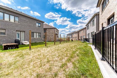 Photo 43 at 73 Current Drive, Rural Richmond Hill, Richmond Hill