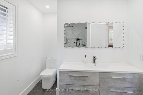 Photo 14 at 63 Snowy Meadow Avenue, Oak Ridges, Richmond Hill