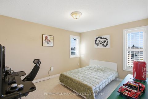 Photo 18 at 63 Snowy Meadow Avenue, Oak Ridges, Richmond Hill