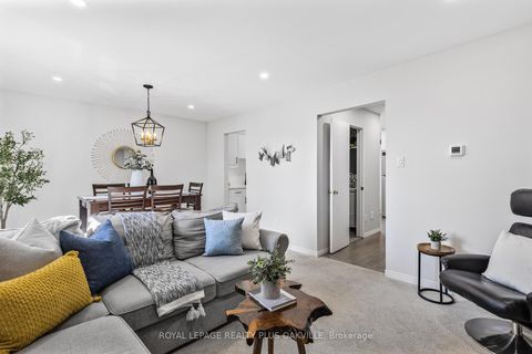 Photo 7 at 34 - 2272 Mowat Avenue, RO River Oaks, Oakville