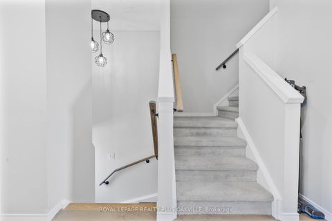 Photo 10 at 34 - 2272 Mowat Avenue, RO River Oaks, Oakville