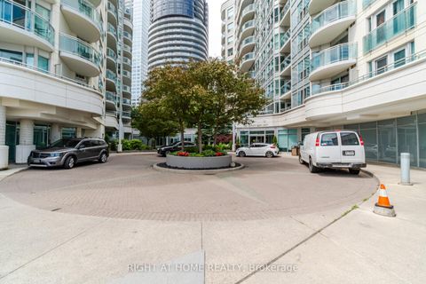 Photo 2 at 219 - 600 Queens Quay, Waterfront Communities C1, Toronto