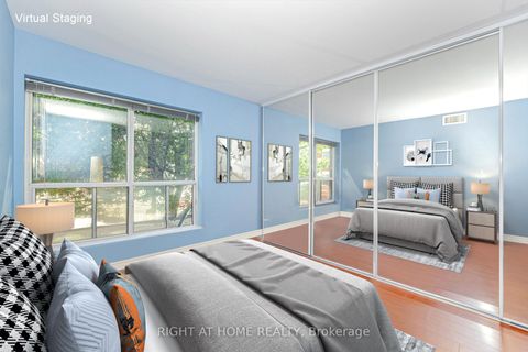 Photo 7 at 219 - 600 Queens Quay, Waterfront Communities C1, Toronto