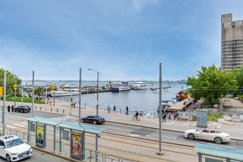 Photo 22 at 219 - 600 Queens Quay, Waterfront Communities C1, Toronto